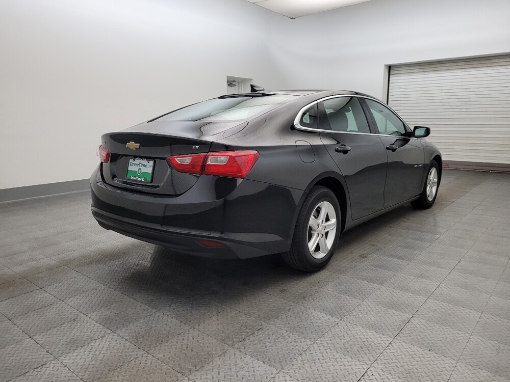 2023 Chevrolet Malibu in Glendale, AZ 85301 - 18107039 9