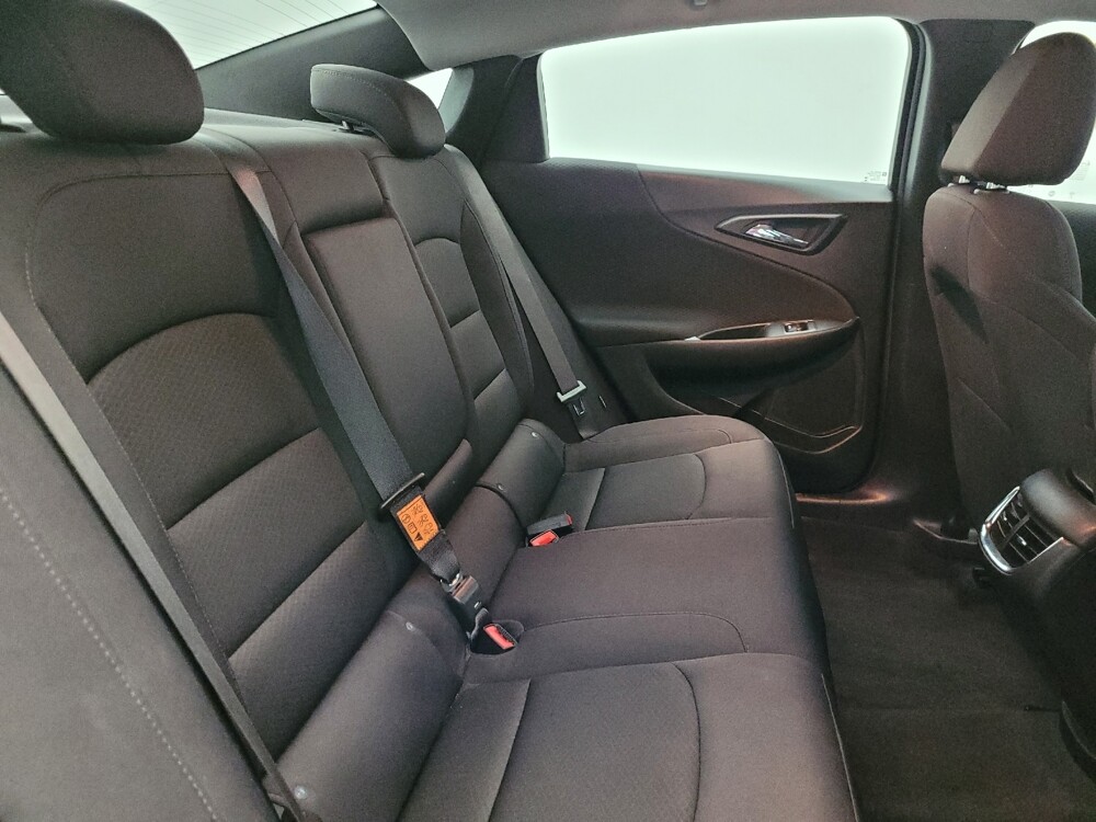 2023 Chevrolet Malibu in Glendale, AZ 85301 - 18107039 19