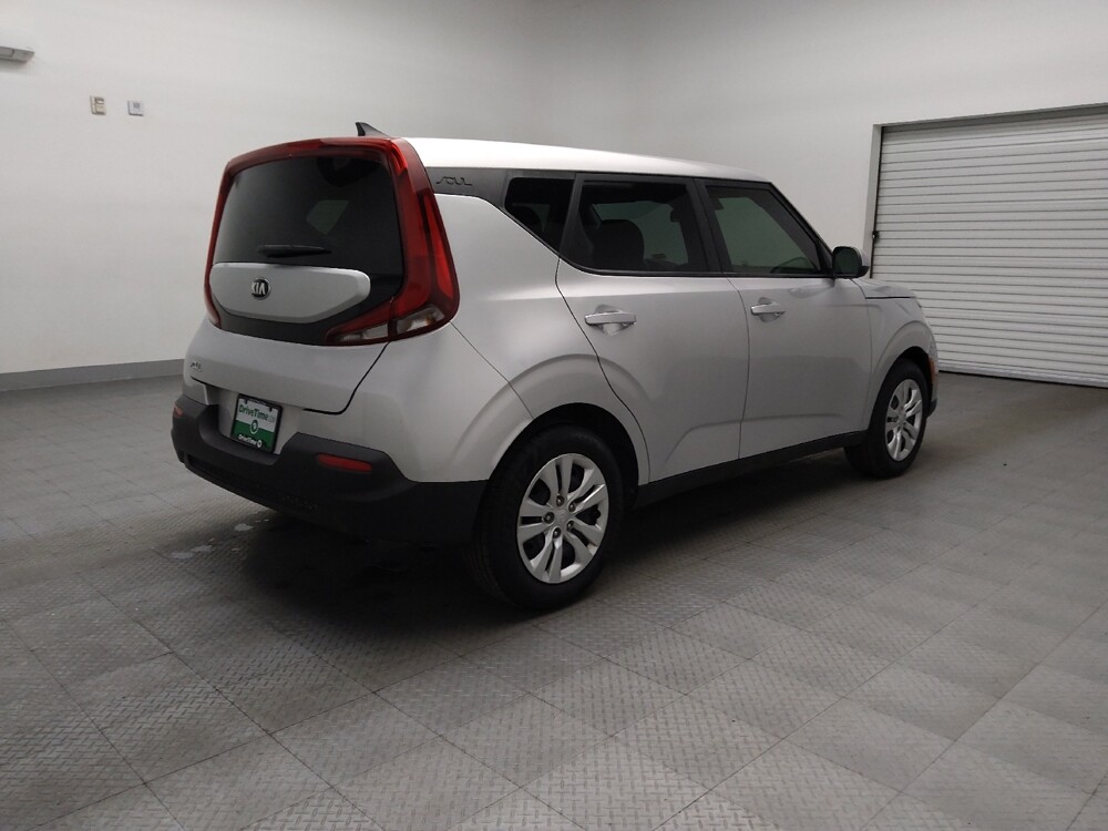 2020 Kia Soul in Arlington, TX 76011 - 18107045 9