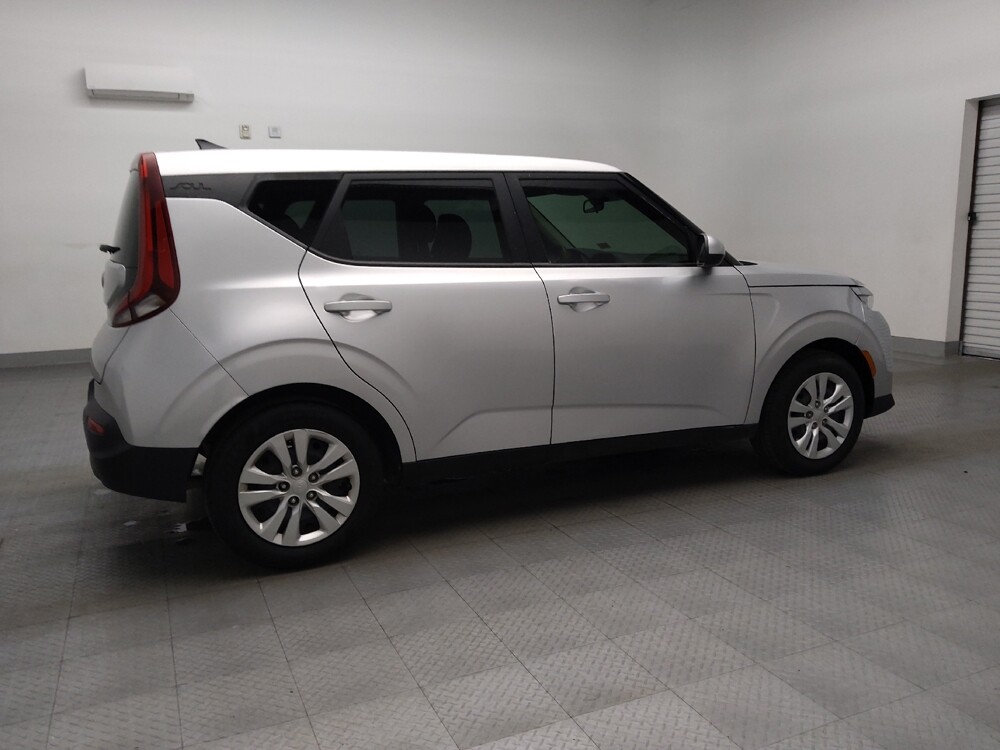 2020 Kia Soul in Arlington, TX 76011 - 18107045 10