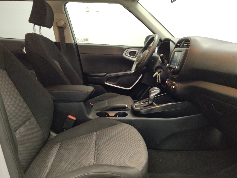 2020 Kia Soul in Arlington, TX 76011 - 18107045 21