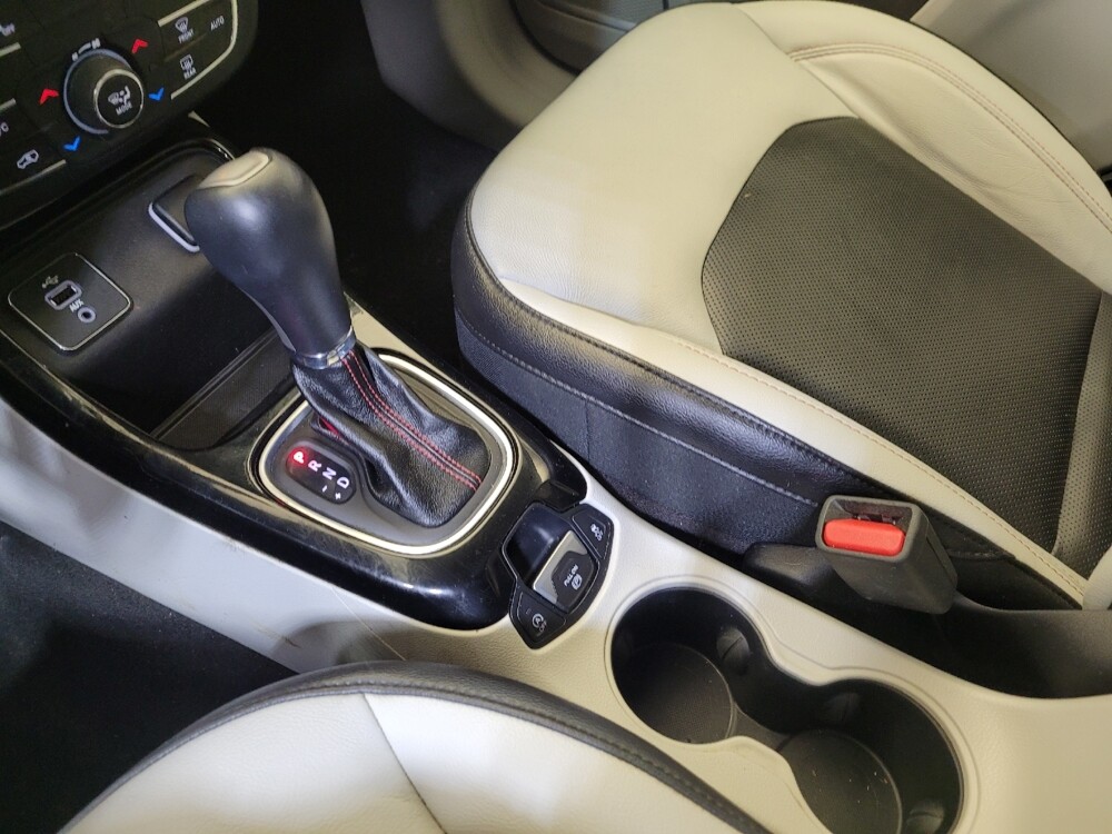 2018 Jeep Compass in Columbus, OH 43228 - 18107046 26