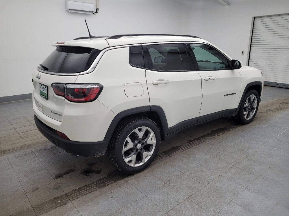 2018 Jeep Compass in Columbus, OH 43228 - 18107046 10