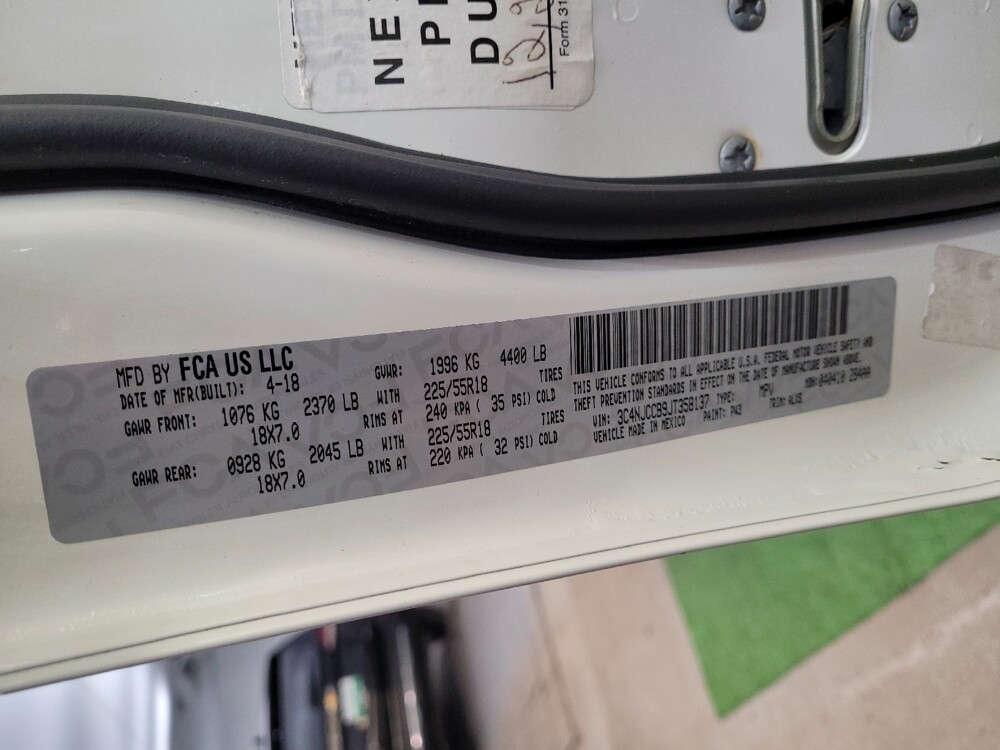 2018 Jeep Compass in Columbus, OH 43228 - 18107046 33