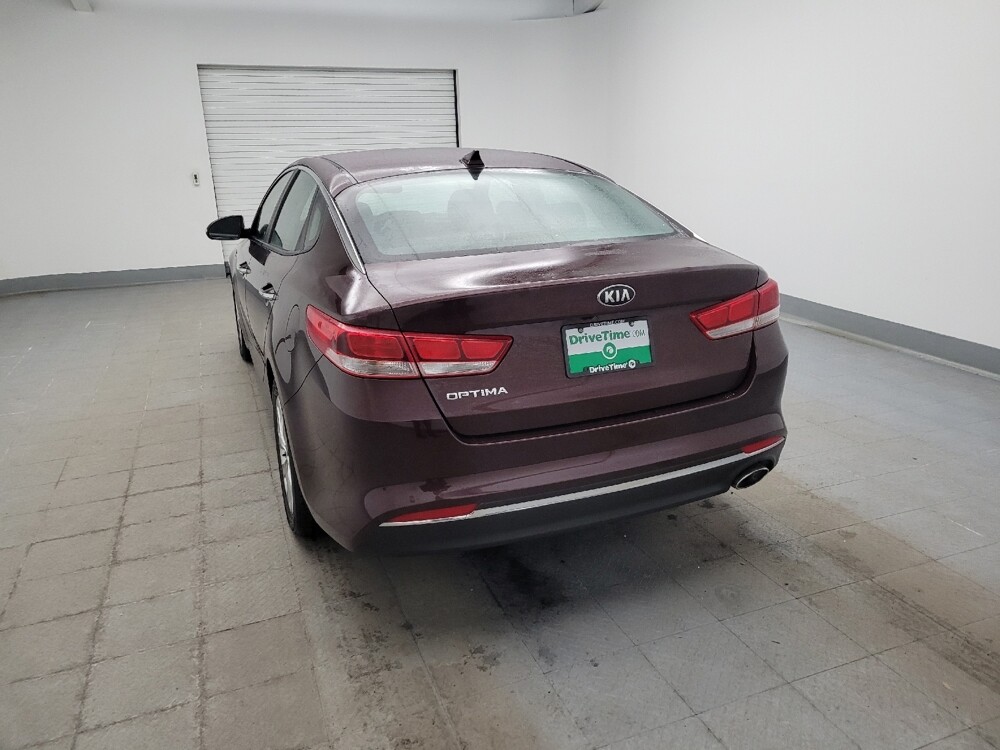 2018 Kia Optima in Fairfield, OH 45014 - 18107047 6