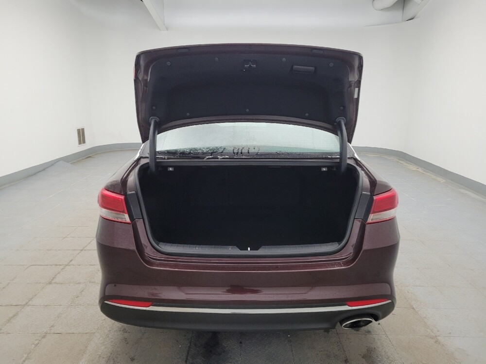 2018 Kia Optima in Fairfield, OH 45014 - 18107047 29