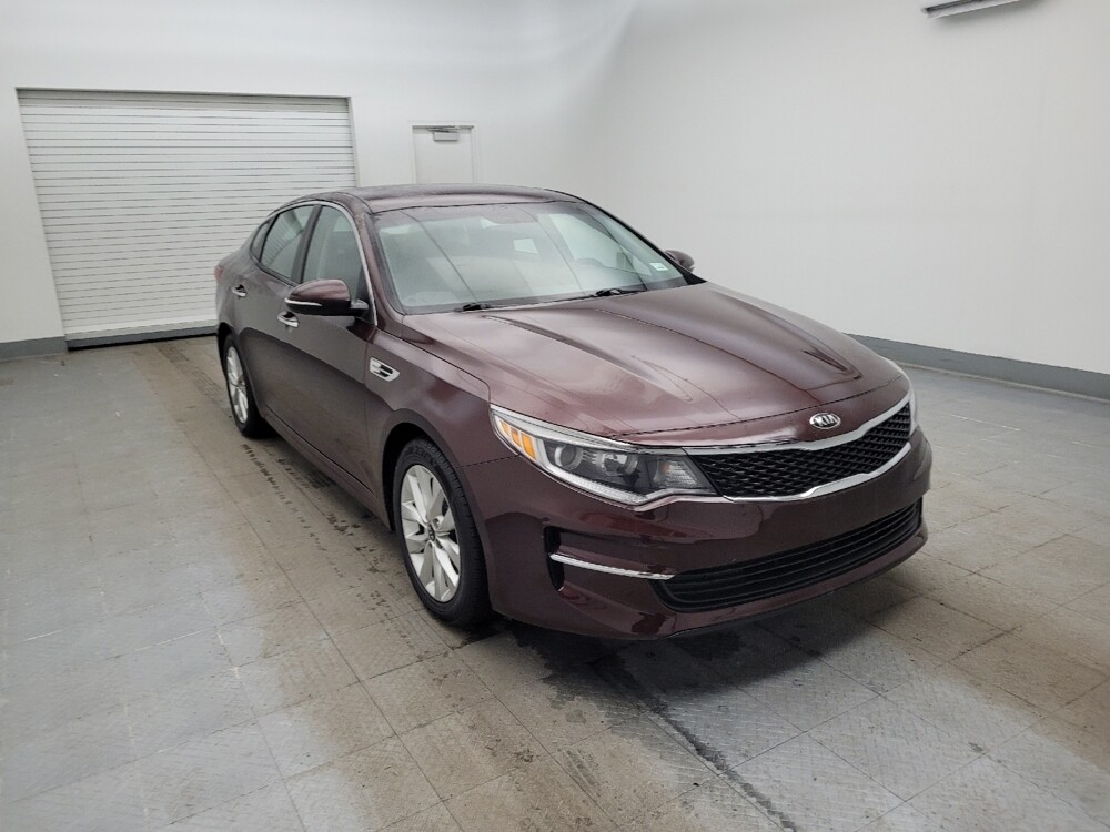 2018 Kia Optima in Fairfield, OH 45014 - 18107047 13