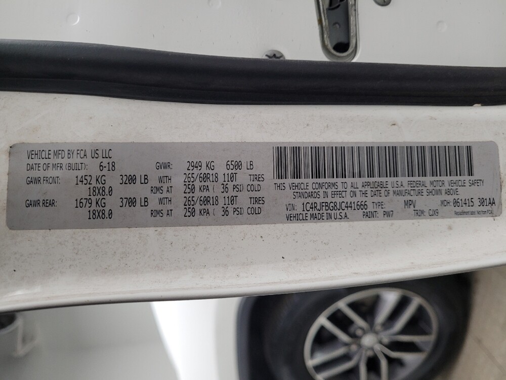 2018 Jeep Grand Cherokee in St. Louis, MO 63125 - 18107051 33