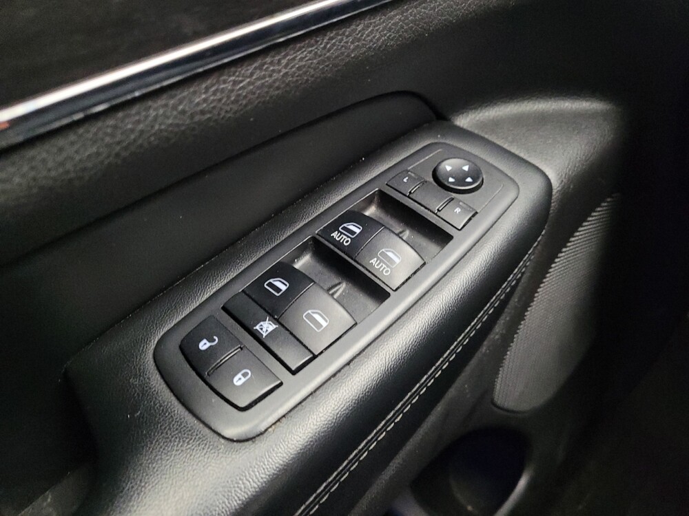 2018 Jeep Grand Cherokee in St. Louis, MO 63125 - 18107051 27