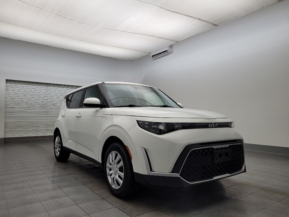 2024 Kia Soul in Albuquerque, NM 87123 - 18107052 13