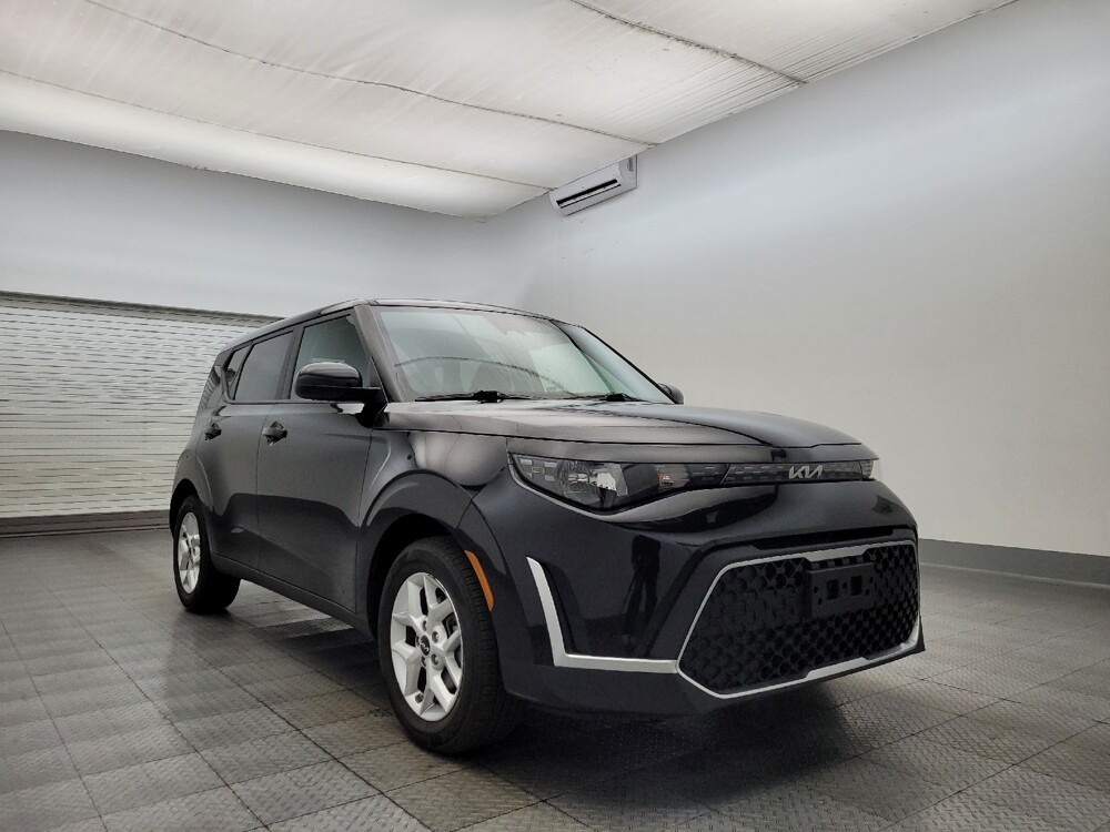 2024 Kia Soul in Albuquerque, NM 87123 - 18107053 13