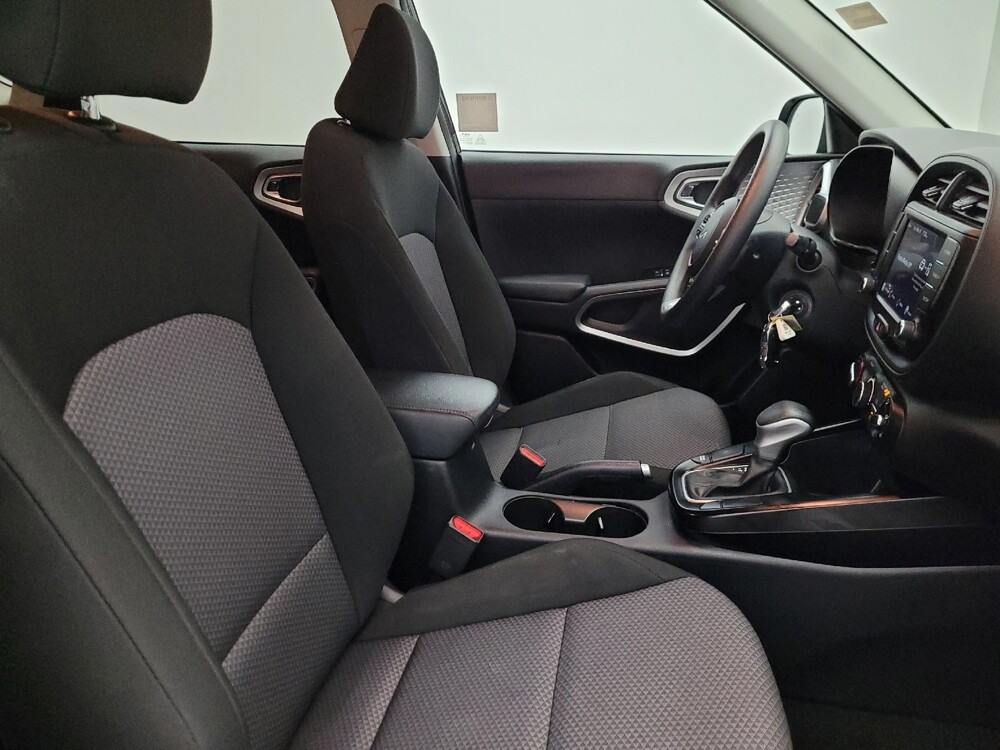 2024 Kia Soul in Albuquerque, NM 87123 - 18107053 21