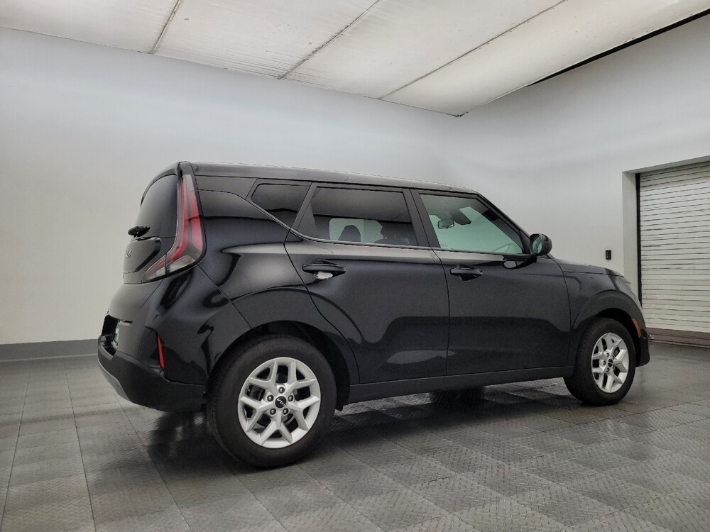 2024 Kia Soul in Albuquerque, NM 87123 - 18107053 10