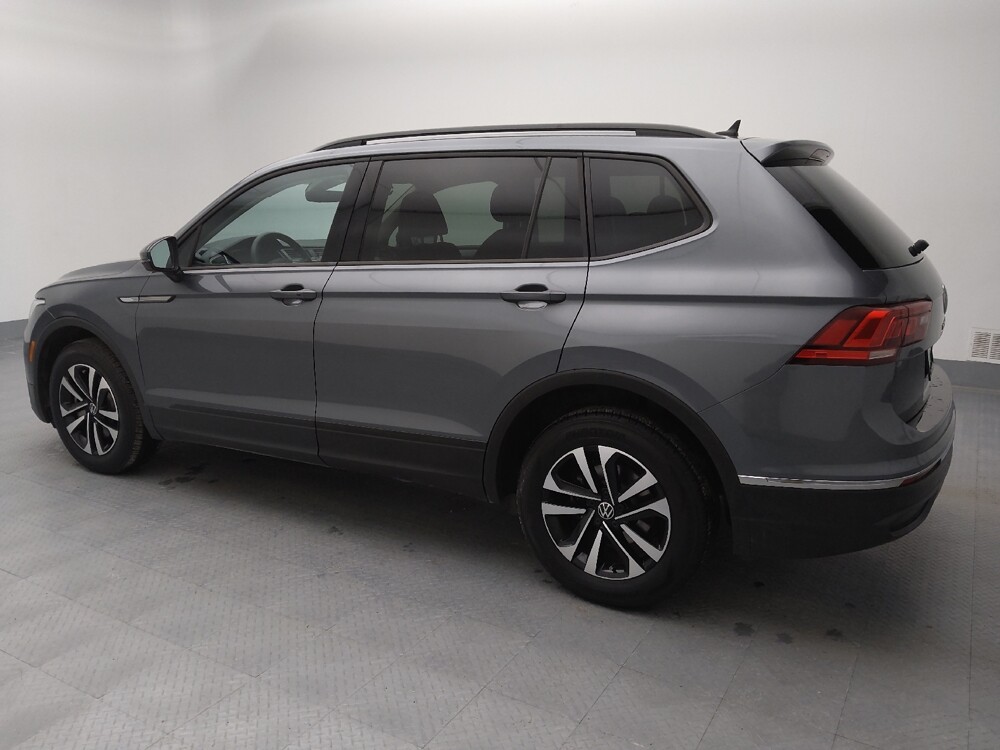 2023 Volkswagen Tiguan in Independence, MO 64055 - 18107067 3
