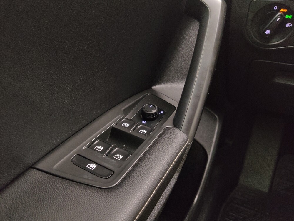 2023 Volkswagen Tiguan in Independence, MO 64055 - 18107067 27