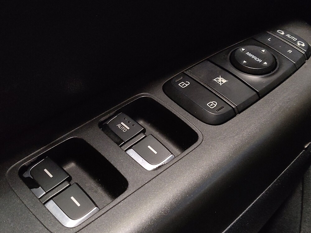 2017 Kia Sportage in Ocala, FL 34471 - 18107082 27