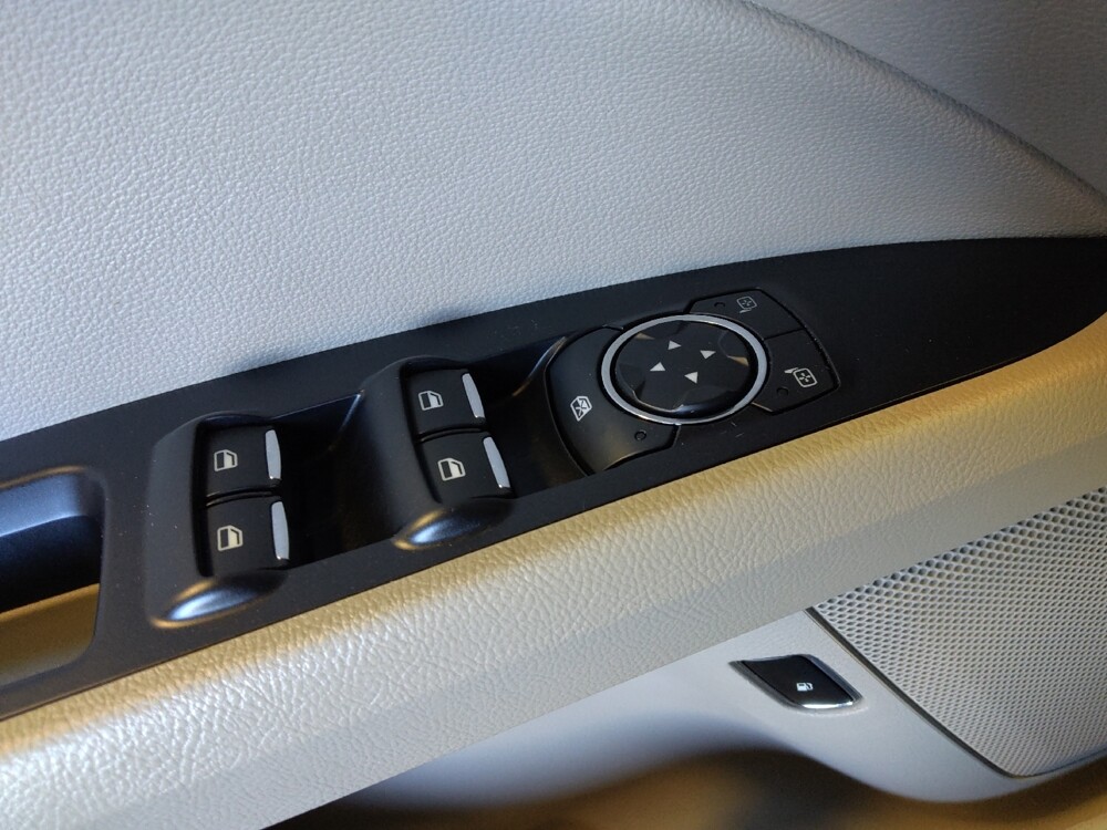 2019 Ford Fusion in Phoenix, AZ 85022 - 18107087 27