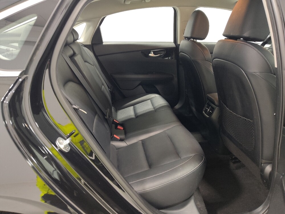 2019 Kia Forte in Columbus, OH 43231 - 18107097 19