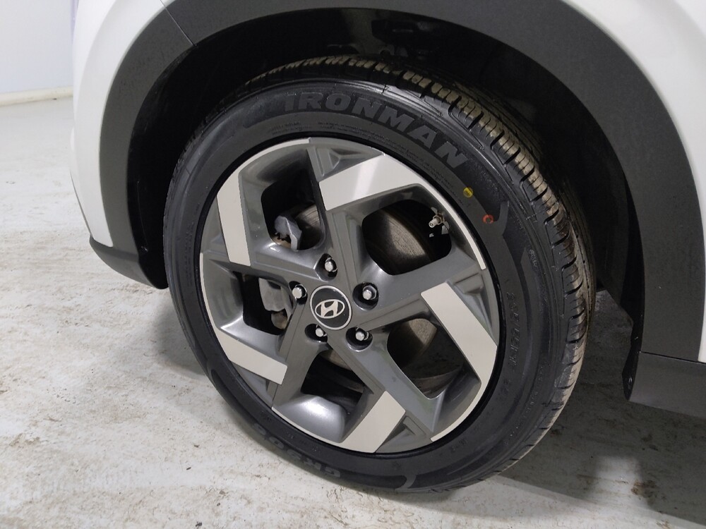 2023 Hyundai Venue in Columbus, OH 43231 - 18107098 31