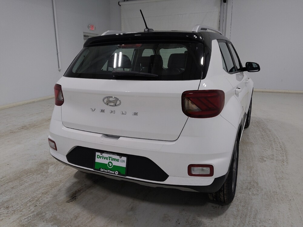 2023 Hyundai Venue in Columbus, OH 43231 - 18107098 7