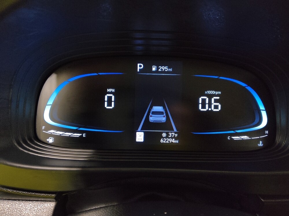 2023 Hyundai Venue in Columbus, OH 43231 - 18107098 23