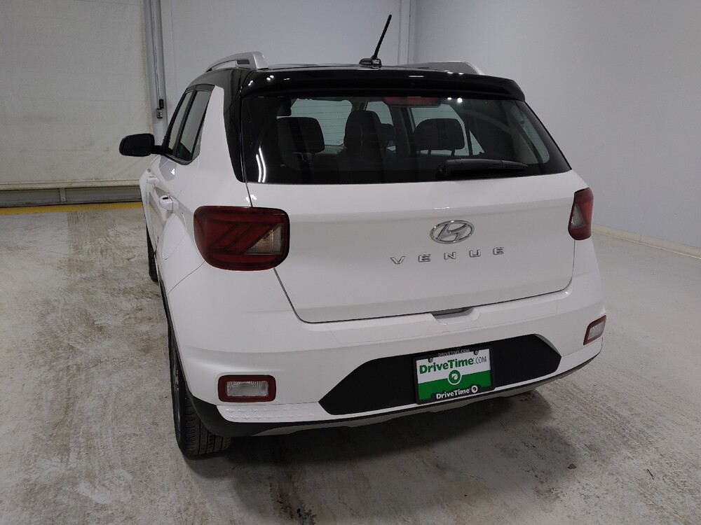 2023 Hyundai Venue in Columbus, OH 43231 - 18107098 6