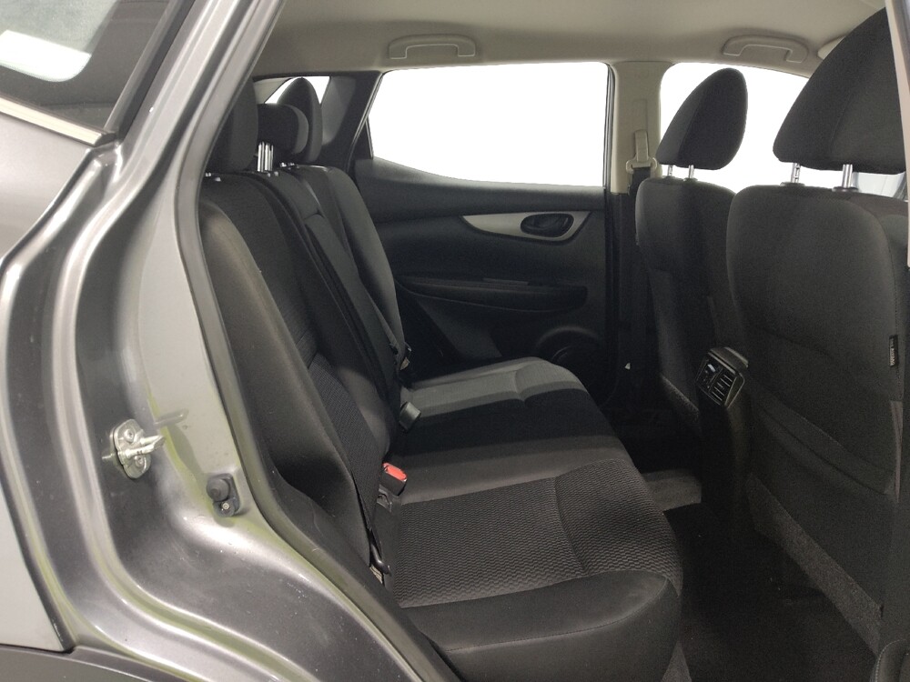 2019 Nissan Rogue Sport in Columbus, OH 43231 - 18107100 19