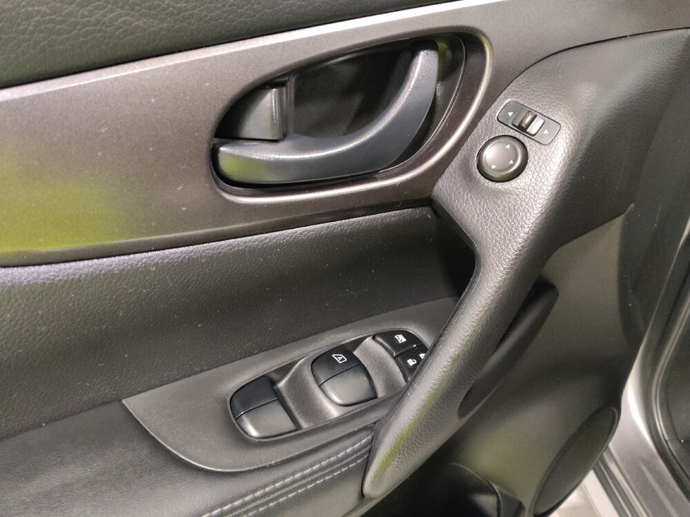 2019 Nissan Rogue Sport in Columbus, OH 43231 - 18107100 27