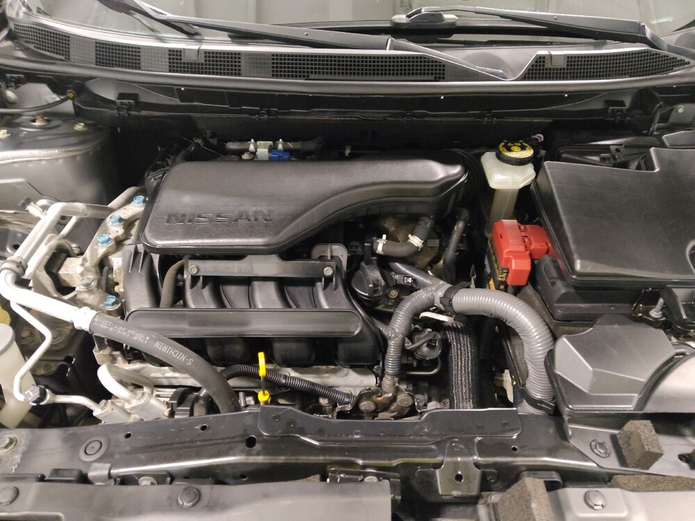 2019 Nissan Rogue Sport in Columbus, OH 43231 - 18107100 30