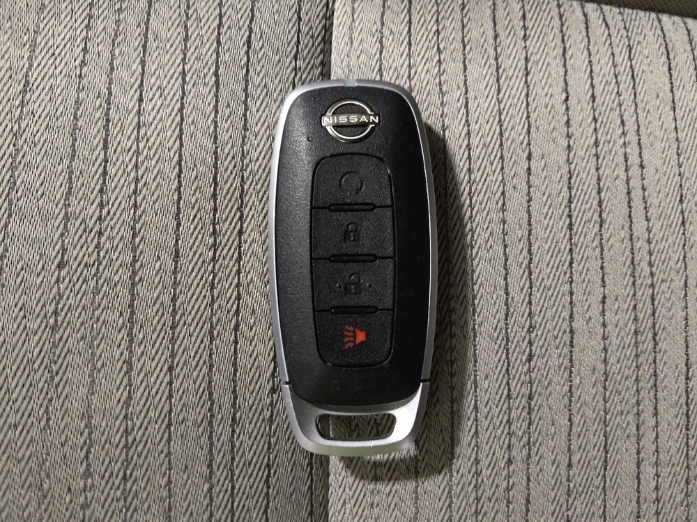 2023 Nissan Rogue in Columbus, OH 43231 - 18107103 32