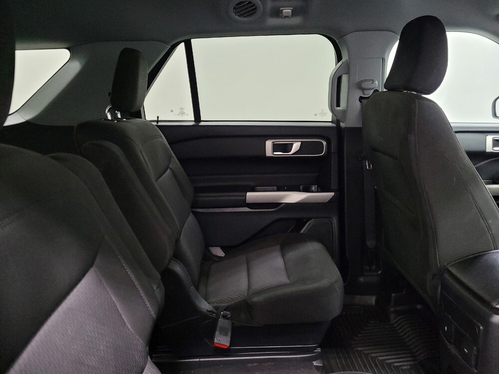 2023 Ford Explorer in Pittsburgh, PA 15236 - 18107106 19