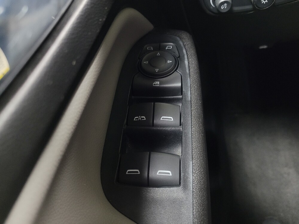 2019 Chevrolet Equinox in Union City, GA 30291 - 18107115 32