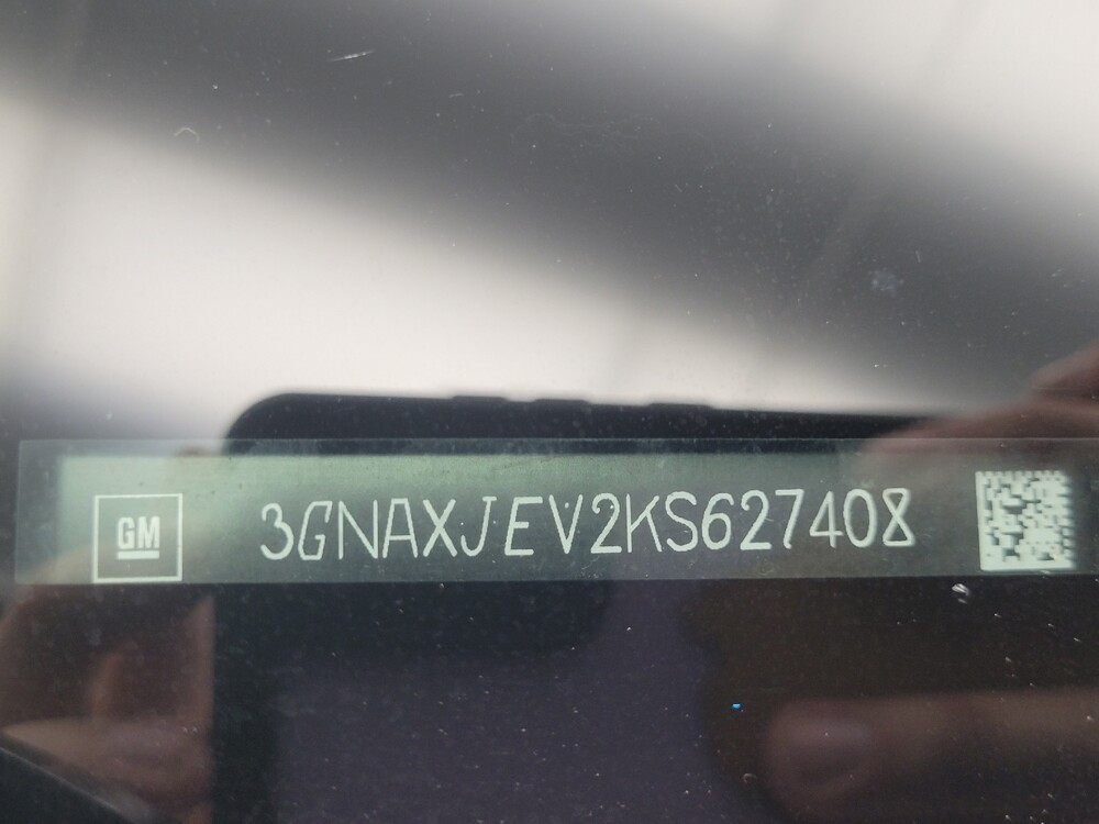 2019 Chevrolet Equinox in Indianapolis, IN 46222 - 18107117 33