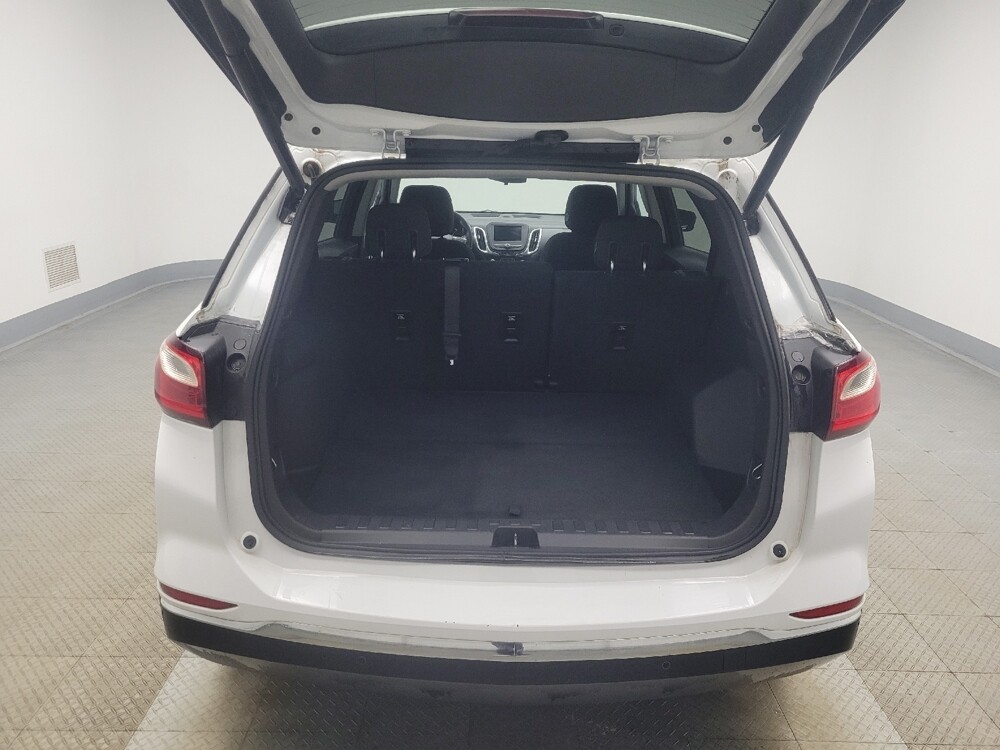 2019 Chevrolet Equinox in Indianapolis, IN 46222 - 18107117 29