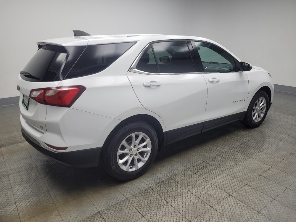 2019 Chevrolet Equinox in Indianapolis, IN 46222 - 18107117 10