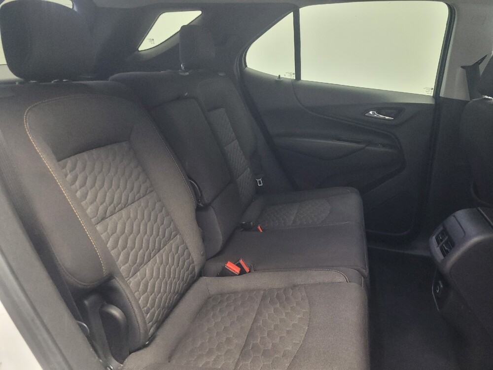 2019 Chevrolet Equinox in Indianapolis, IN 46222 - 18107117 19