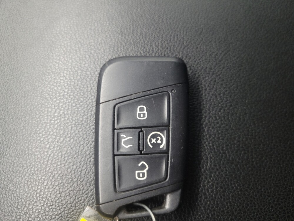 2021 Volkswagen Atlas in Indianapolis, IN 46222 - 18107118 32