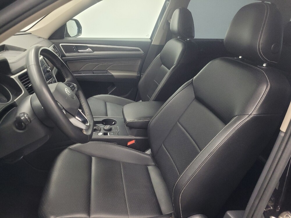 2021 Volkswagen Atlas in Indianapolis, IN 46222 - 18107118 17