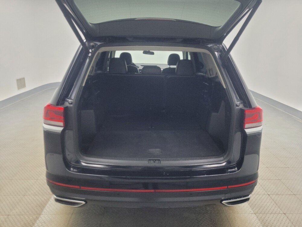 2021 Volkswagen Atlas in Indianapolis, IN 46222 - 18107118 29