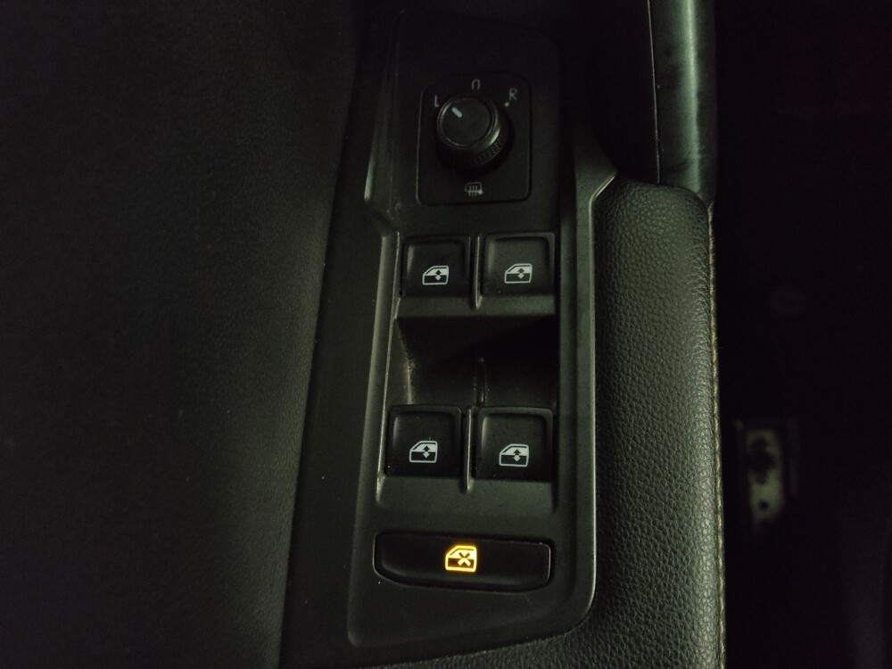 2024 Volkswagen Tiguan in Union City, GA 30291 - 18107122 27