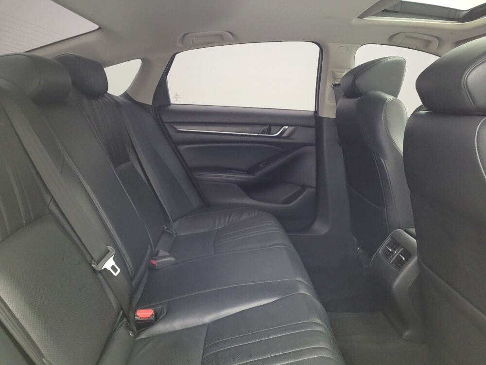 2018 Honda Accord in Fairfield, OH 45014 - 18107129 19