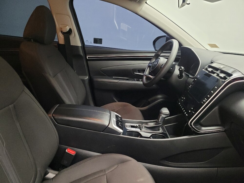 2024 Hyundai Tucson in Des Moines, IA 50310 - 18107132 21