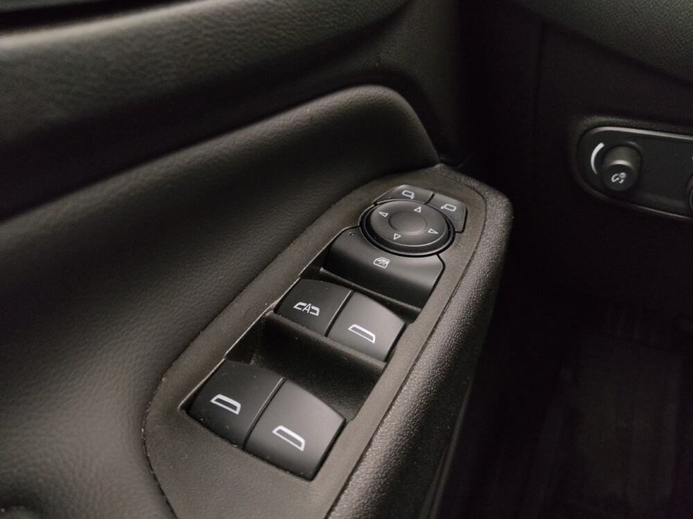 2024 Chevrolet Equinox in Gladstone, MO 64118 - 18107134 27