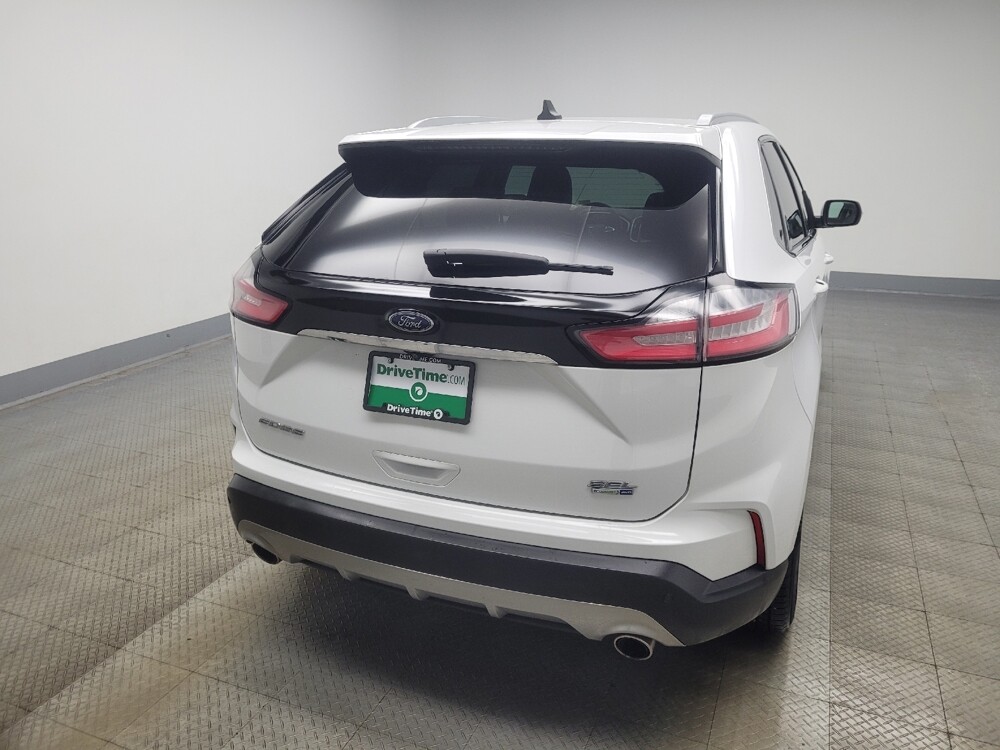 2020 Ford Edge in Indianapolis, IN 46222 - 18107143 7