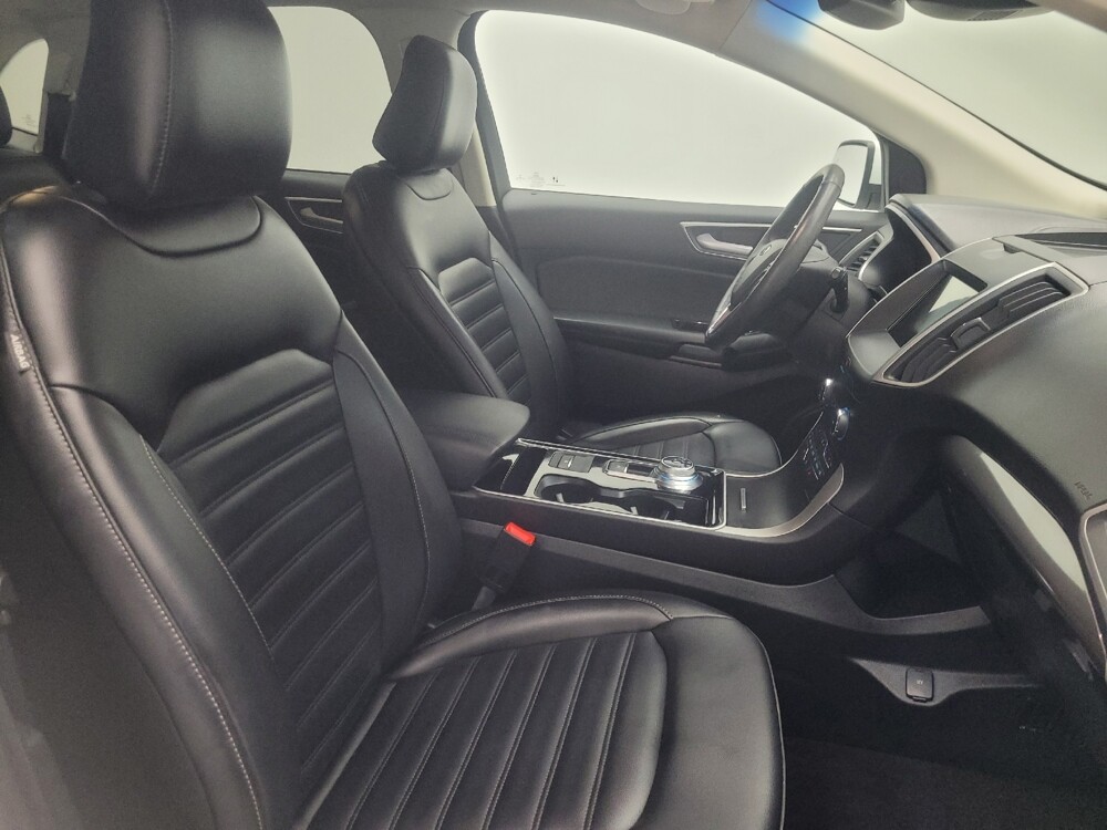 2020 Ford Edge in Indianapolis, IN 46222 - 18107143 21
