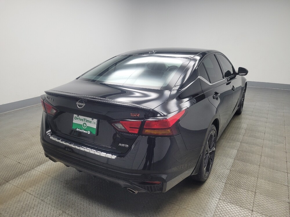 2023 Nissan Altima in Highland, IN 46322 - 18107145 9