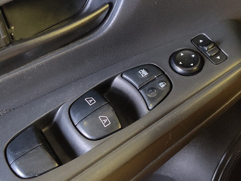 2021 Nissan Kicks in Houston, TX 77060 - 18107147 27