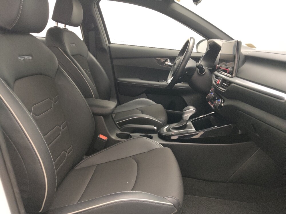 2023 Kia Forte in Fort Worth, TX 76116 - 18107152 21