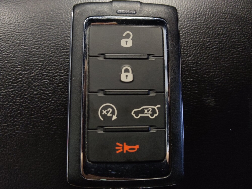 2021 Jeep Grand Cherokee L in Houston, TX 77060 - 18107156 32