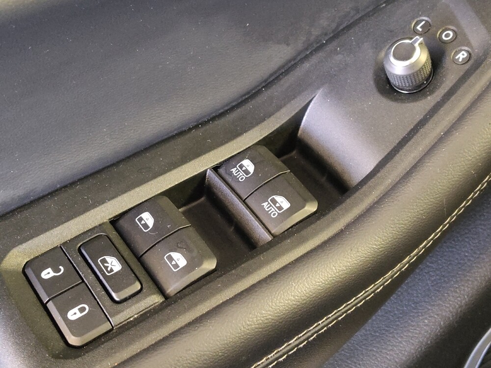 2021 Jeep Grand Cherokee L in Houston, TX 77060 - 18107156 27